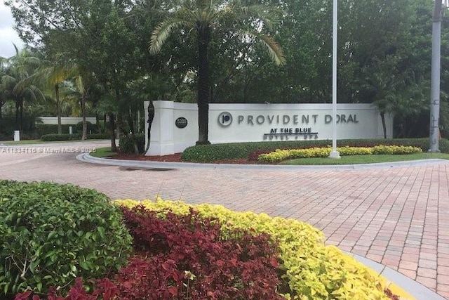 5300 NW 87th Ave Unit 1201, Doral, FL 33178 - view of community sign