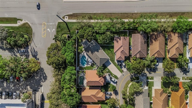 18396 NW 6th St, Pembroke Pines, FL 33029 - photo 42