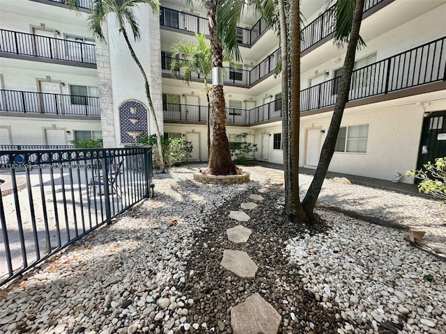 924 SE 2nd St Unit 9, Fort Lauderdale, FL 33301 - view of community