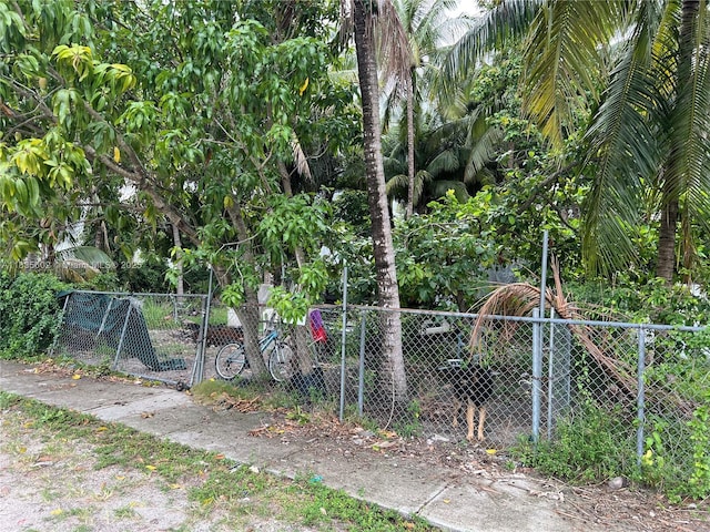 1455 NW 112th St, Miami, FL 33167
