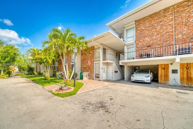 6839 Brookline Dr Unit 6839, Hialeah, FL 33015 - photo 2