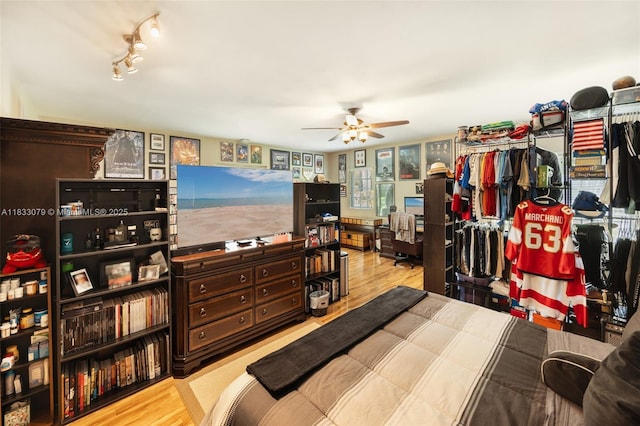 7245 SW 104th St, Pinecrest, FL 33156 - bedroom with wood finished floors