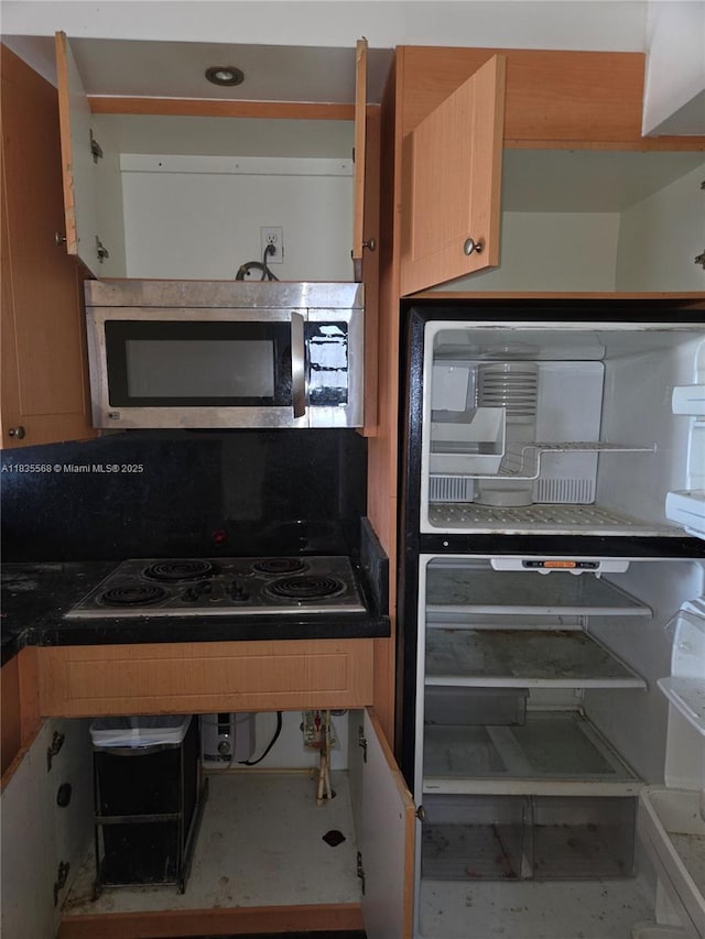 400 Kings Point Dr Unit 401, Sunny Isles Beach, FL 33160 - kitchen featuring appliances with stainless steel finishes