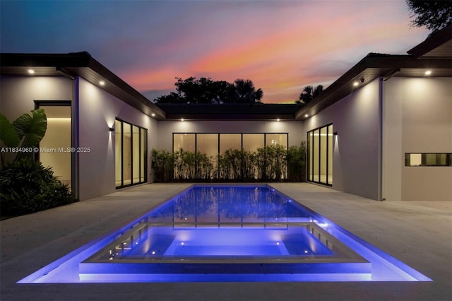 6445 SW 102nd Ave, Miami, FL 33173 - outdoor pool featuring an in-ground hot tub and a patio area
