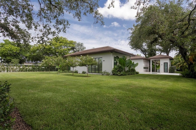 6445 SW 102nd Ave, Miami, FL 33173 - view of green lawn