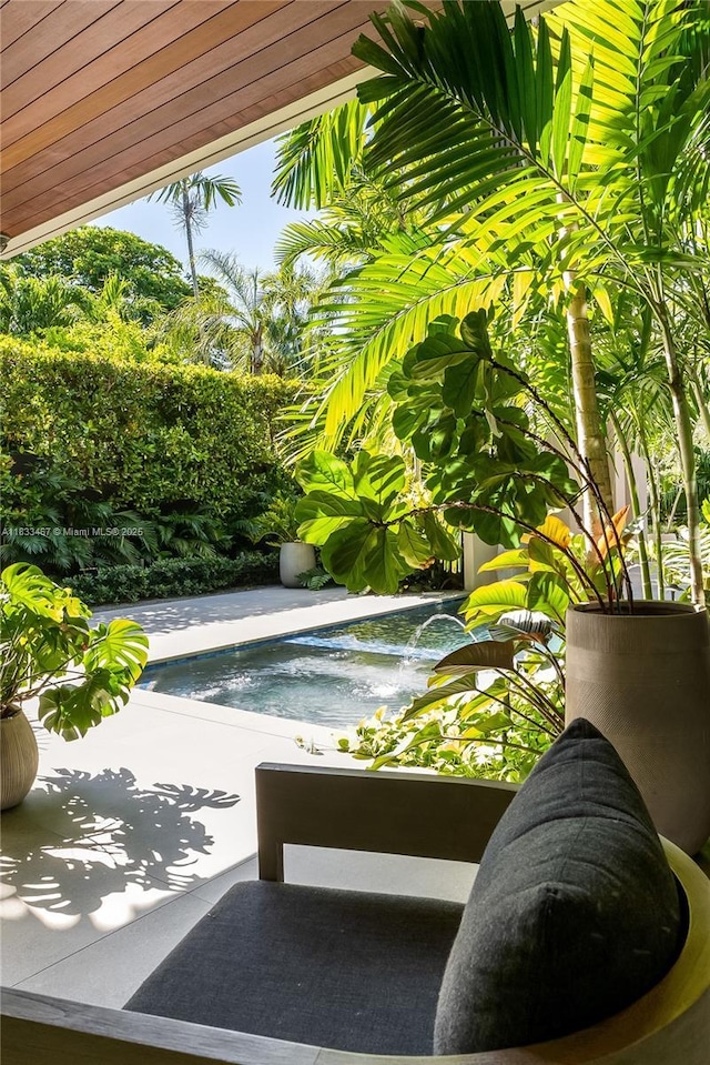 3910 Battersea Rd, Miami, FL 33133 - view of patio