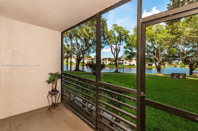 901 Colony Point Cir Unit 107, Pembroke Pines, FL 33026 - balcony with a water view