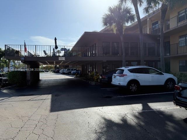 9370 SW 8th St Unit 402, Boca Raton, FL 33428