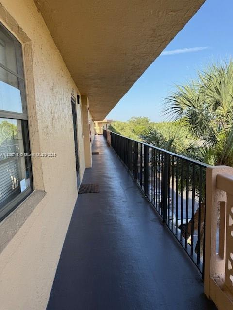 9370 SW 8th St Unit 402, Boca Raton, FL 33428