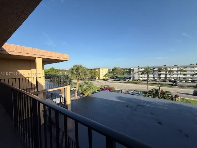 9370 SW 8th St Unit 402, Boca Raton, FL 33428