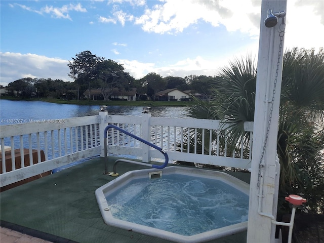 3750 Inverrary Dr Unit 1Z, Lauderhill, FL 33319 - view of pool with an in-ground hot tub and a water view
