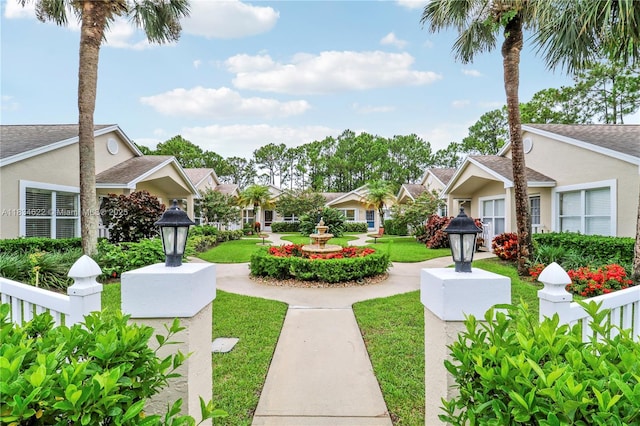 653 NW San Remo Cir, Port St Lucie, FL 34986 - view of grassy yard
