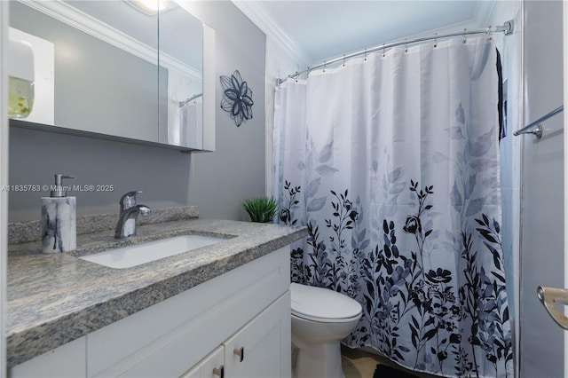 4811 NW 58th St, Tamarac, FL 33319 - bathroom featuring vanity, crown molding, and a shower with curtain