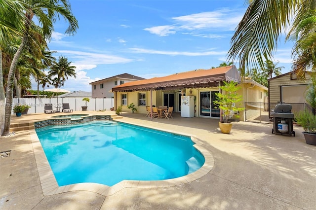 15218 SW 181st Ter, Miami, FL 33187 - photo 2