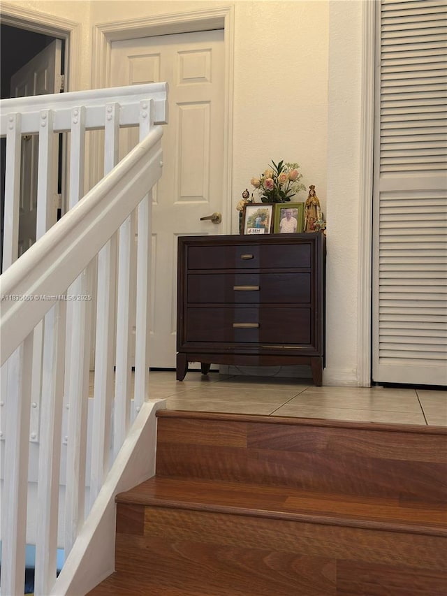 15260 SW 91st Ln, Miami, FL 33196 - view of staircase