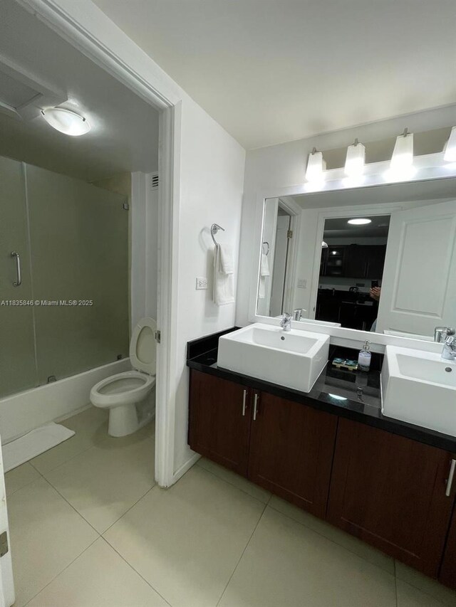 2301 Collins Ave Unit 735, Miami Beach, FL 33139 - photo 3