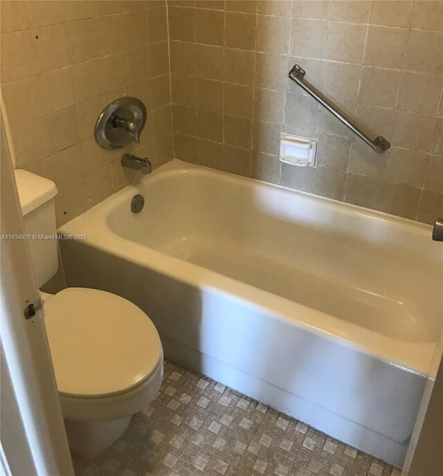1101 Colony Point Cir Unit 206, Pembroke Pines, FL 33026 - bathroom featuring toilet and tile patterned floors