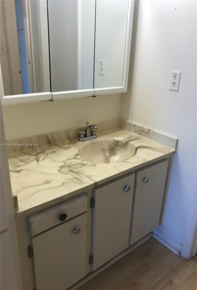 1101 Colony Point Cir Unit 206, Pembroke Pines, FL 33026 - bathroom featuring vanity and wood finished floors