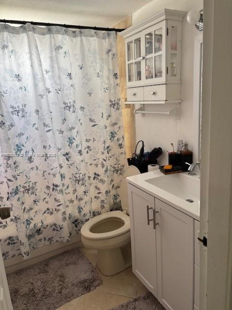 14150 SW 84th St Unit 201-I, Miami, FL 33183 - full bath featuring vanity and tile patterned flooring