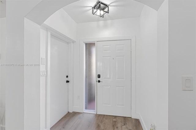 11532 SW 148th Path, Miami, FL 33196 - foyer entrance with wood finished floors and arched walkways