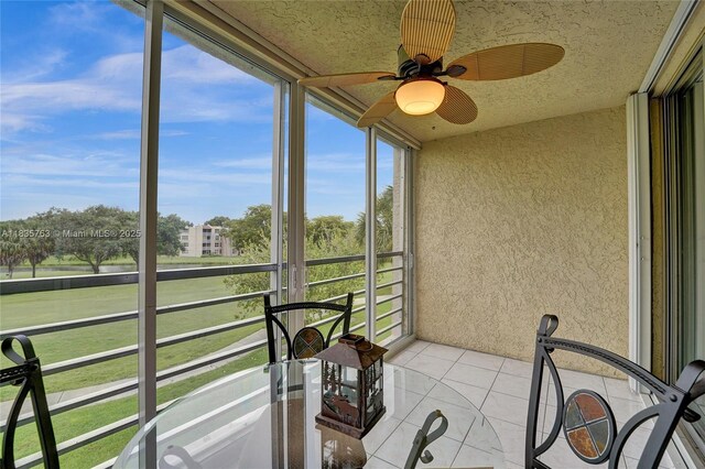 1911 Sabal Palm Dr Unit 304, Davie, FL 33324 - sunroom with a ceiling fan
