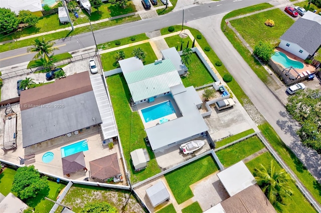 3511 Fairfax Dr, Fort Lauderdale, FL 33312 - bird's eye view of a pool