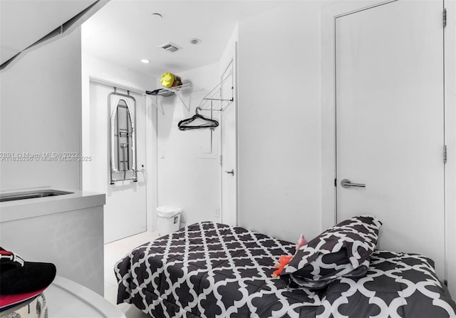 785 Crandon Blvd Unit 302, Key Biscayne, FL 33149 - bedroom featuring recessed lighting