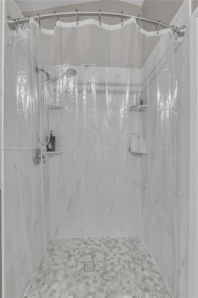15859 N 68th Ct N, Loxahatchee, FL 33470 - bathroom featuring a marble finish shower