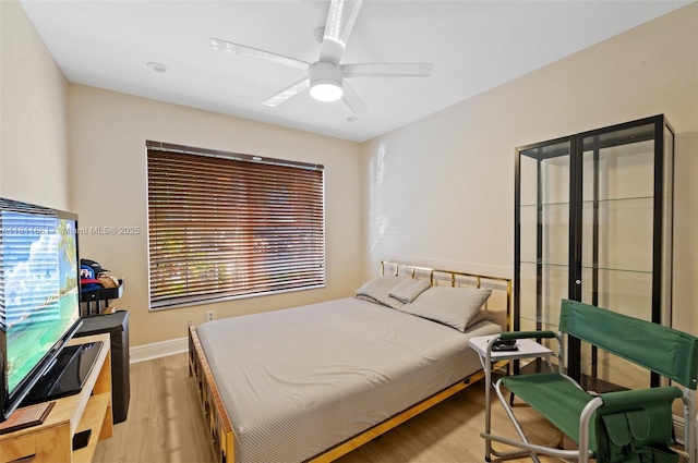 17476 SW 20th St, Miramar, FL 33029 - bedroom with light wood-style flooring and a ceiling fan