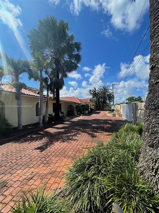 5550 SW 87th Ave, Miami, FL 33165 - view of patio