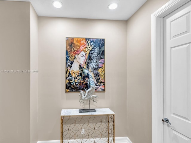 2249 NE 9th Ave, Wilton Manors, FL 33305 - detailed view of recessed lighting