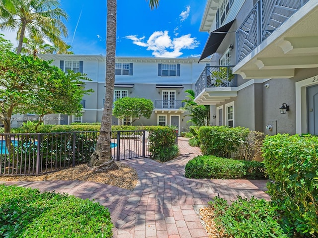 2249 NE 9th Ave, Wilton Manors, FL 33305 - view of community