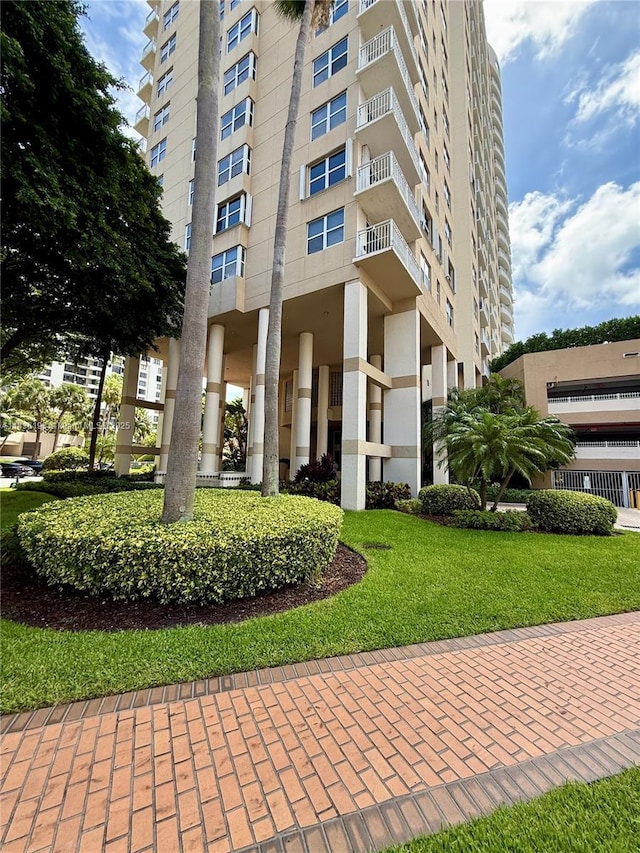 770 Claughton Island Dr Unit 1503, Miami, FL 33131 - view of apartment building / complex