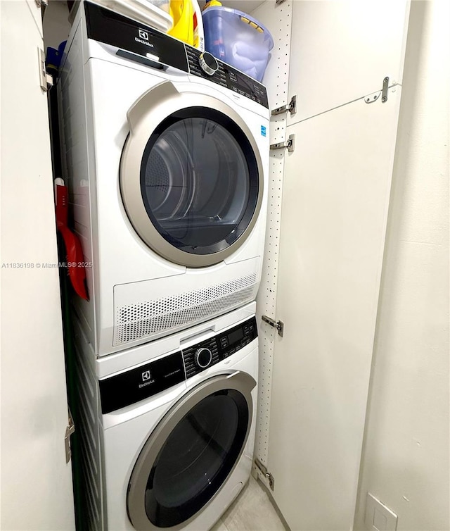 770 Claughton Island Dr Unit 1503, Miami, FL 33131 - laundry room with stacked washer and clothes dryer