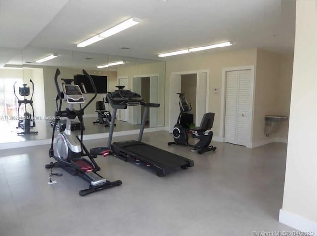 555 E Dania Beach Blvd Unit 5, Dania Beach, FL 33004 - workout area featuring baseboards
