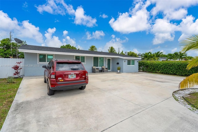 7642 Venetian St, Miramar, FL 33023 - photo 3
