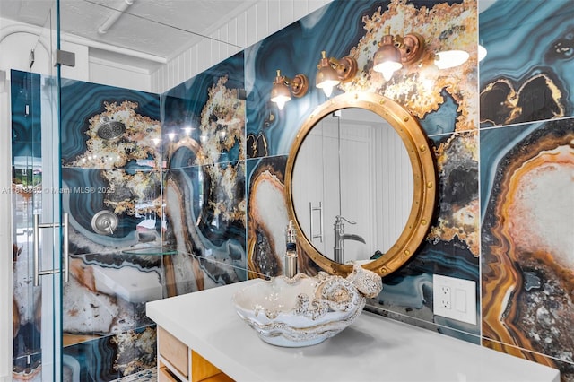 126 Villa Bella Dr, Islamorada, FL 33036 - bathroom featuring vanity