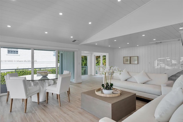 126 Villa Bella Dr, Islamorada, FL 33036 - living area with light wood-style floors, recessed lighting, and vaulted ceiling
