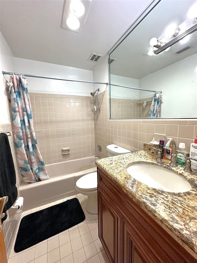 6707 Brookline Dr Unit 6707, Hialeah, FL 33015 - bathroom featuring shower / bath combo, vanity, tile walls, tile patterned floors, and backsplash
