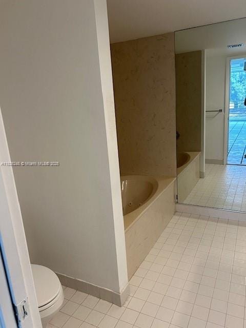 3503 Oaks Way Unit 212, Pompano Beach, FL 33069 - full bath featuring tile patterned flooring and a whirlpool tub