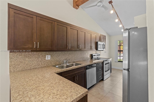 2311 Elm Ct, Pembroke Pines, FL 33026 - photo 4