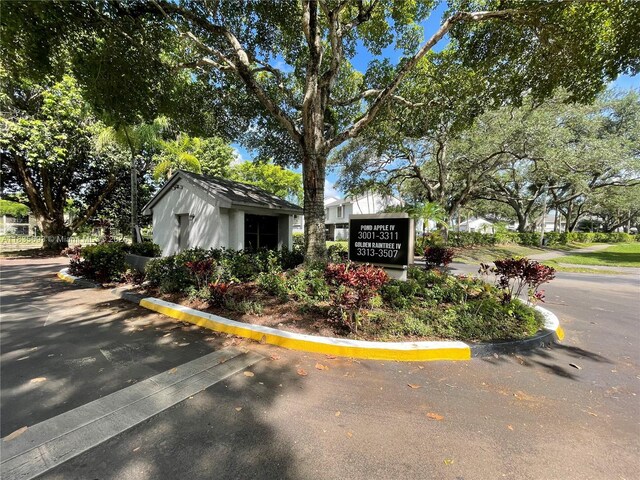 3137 S Carambola Cir S Unit 2369, Coconut Creek, FL 33066 - view of community sign