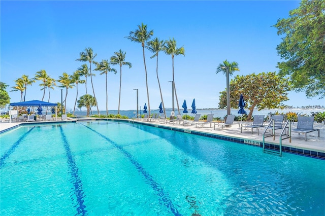 2333 Brickell Ave Unit 1908, Miami, FL 33129 - community pool with a patio area