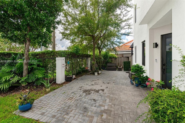401 SW 91st Ave, Miami, FL 33174 - fenced backyard featuring a patio area