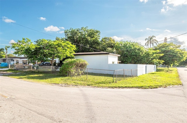 7190 NW 21st Ave, Miami, FL 33147 - view of property exterior