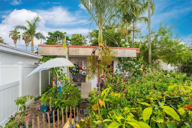 2255 NE 137th St, North Miami Beach, FL 33181 - photo 4