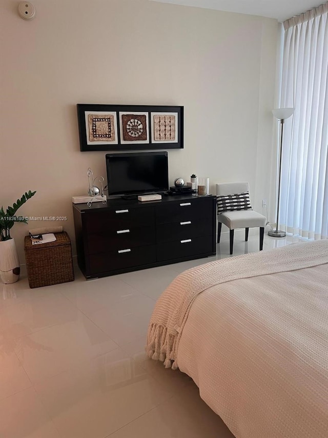 200 Biscayne Boulevard Way Unit 4603, Miami, FL 33131 - bedroom featuring light tile patterned flooring