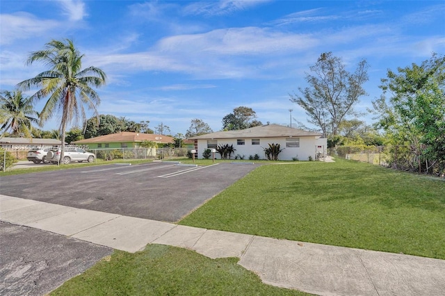 400 NE 2nd St, Boynton Beach, FL 33435 - ranch-style home with uncovered parking