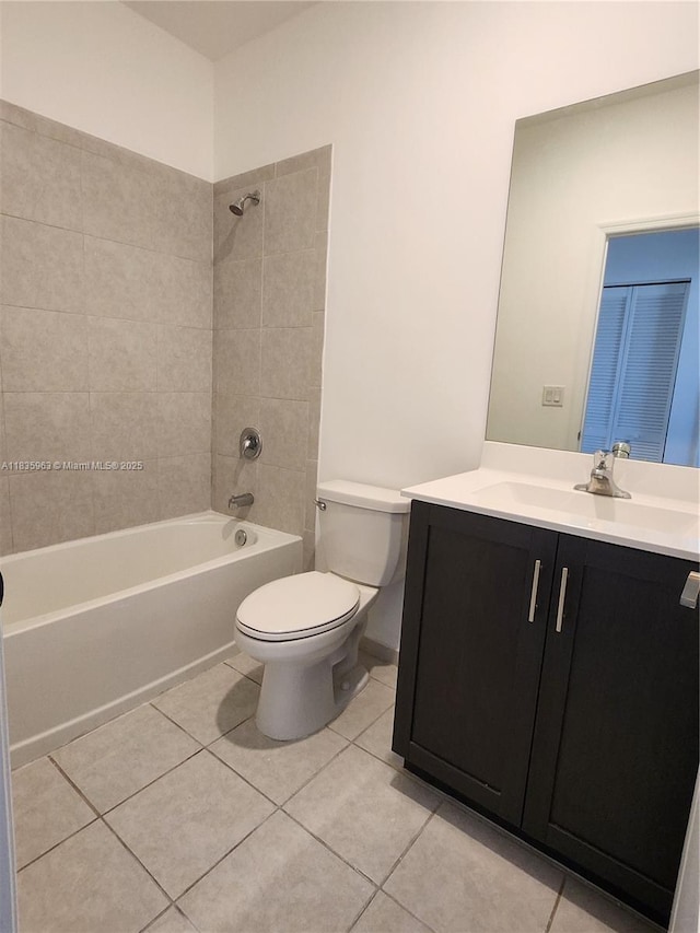 2693 SE 19th St, Homestead, FL 33035 - bathroom featuring vanity, shower / tub combination, and tile patterned floors