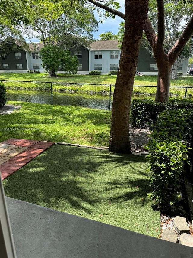 7900 NW 6th St Unit 102, Pembroke Pines, FL 33024 - view of yard